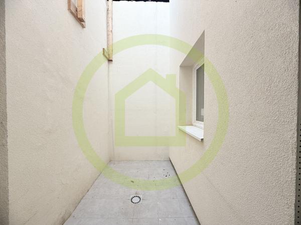 Appartement à SAINT BARTHELEMY DE BEAUREPAIRE (38270)