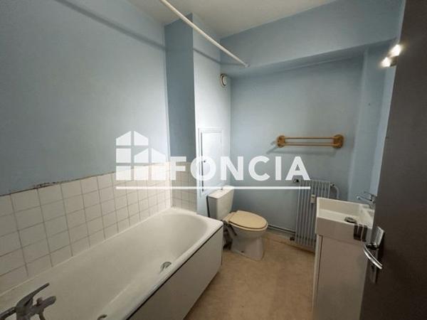 Location Studio 32.04 m² - 16 AU 20 BIS ALLEE DU PARC Poitiers 86000