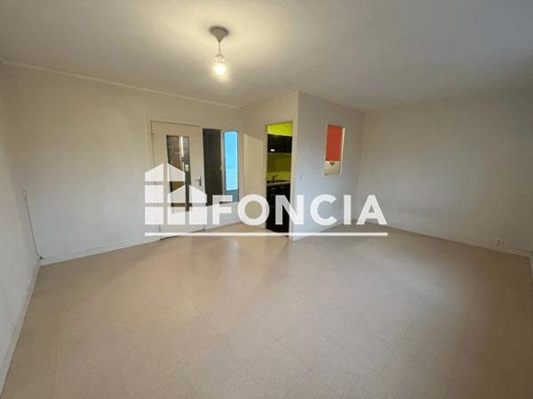 Location Studio 32.04 m² - 16 AU 20 BIS ALLEE DU PARC Poitiers 86000