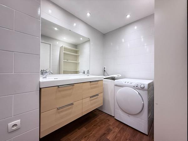 À vendre : Appartement spacieux quartier Saint-Marceaux avec balcon et garage