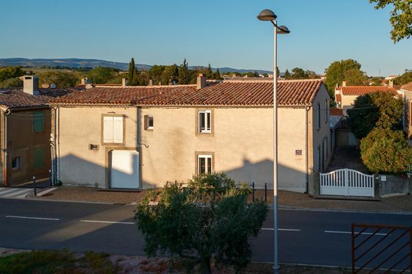 CARCASSONNE – VILLEGAILHENC Maison T6 325m² (179m²) avec cour, patio, terrasse 2 vastes garages