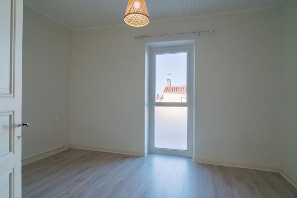 CARCASSONNE – VILLEGAILHENC Maison T6 325m² (179m²) avec cour, patio, terrasse 2 vastes garages
