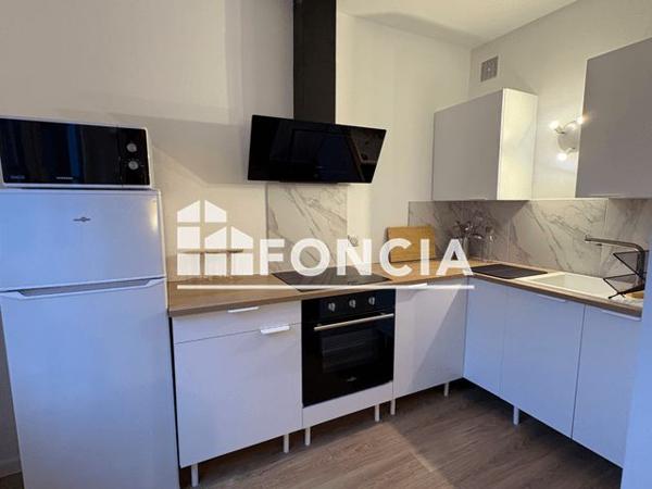 Location Studio 25.12 m² - 11/13 RUE DES CHAMPS MAILLETS Rouen 76000