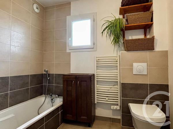 Appartement F2 à vendre  2 pièces - 42 m2 GROISY - 74