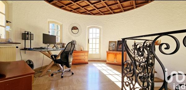 Maison à vendre 7 pièces 212 m² Garéoult