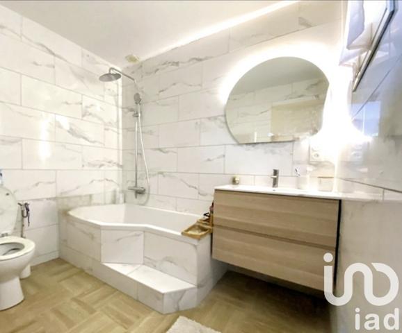 Maison à vendre 7 pièces 212 m² Garéoult