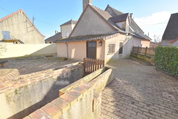 Dpt Saône et Loire (71), à vendre LA MOTTE SAINT JEAN maison P4
