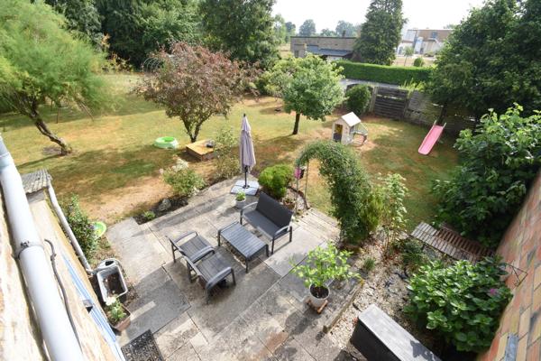 Maison en pierre rénovée – 134 m² – 3 chambres – Terrain de 1 100 m²