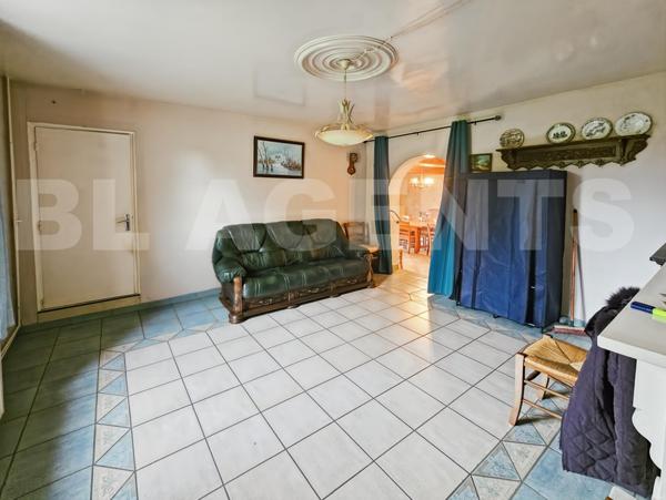 Corps de ferme à Taillette – Idéal projet de gîte ou gîte équestre 