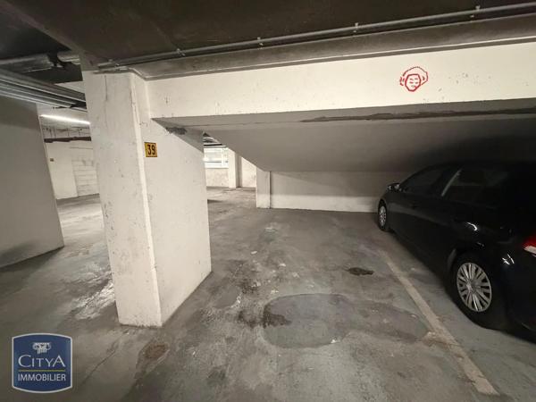 Parking à louer Châteauroux (36000)