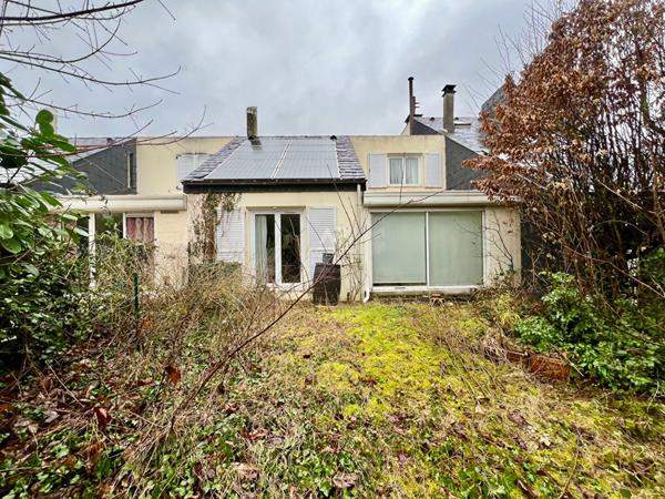 Maison Cergy 6 pièce(s) 121.31 m2 €240 000 ** - Référence 11172