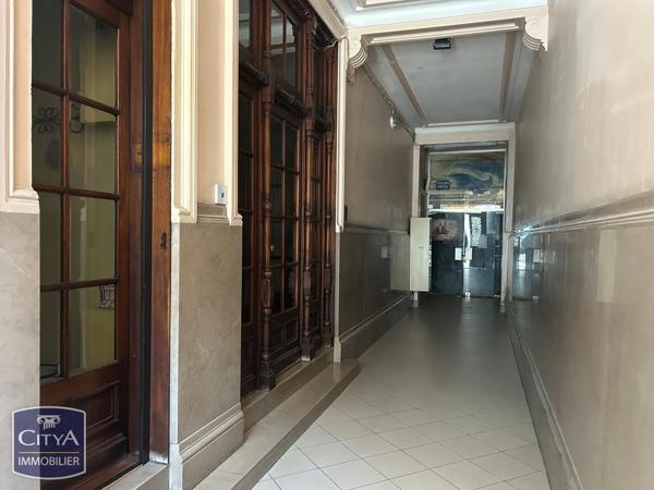 Local commercial à vendre 169.7m² Lille (59800)