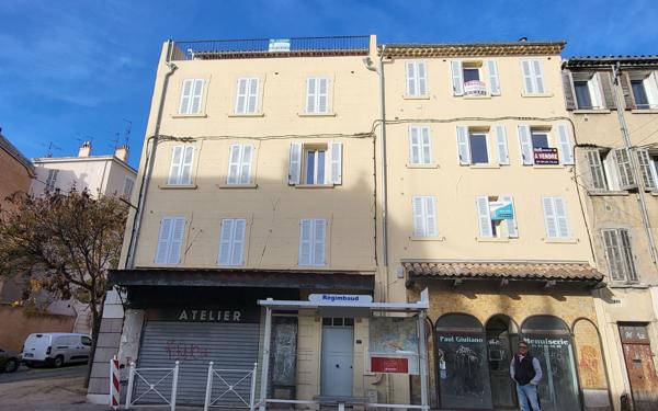 Appartement à vendre    1 pièce • 19,86 m2 Toulon