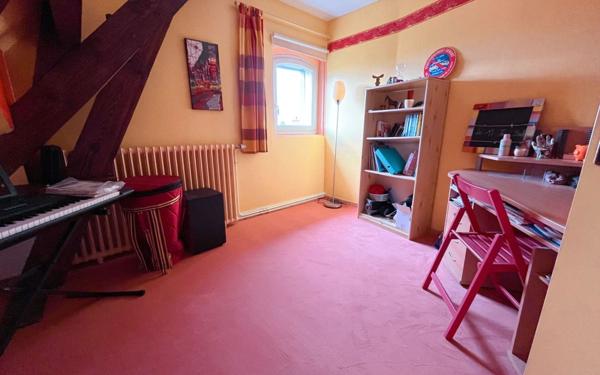 Maison à vendre    8 pièces • 272 m2 Montdidier