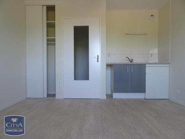 Appartement à louer 1 pièce 22.39m² Saint-Avertin (37550)