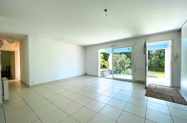 SAUBION - 40230 - MAISON de PLAIN PIED - JARDIN ARBORÉ et CLOS - PISCINABLE - GARAGE