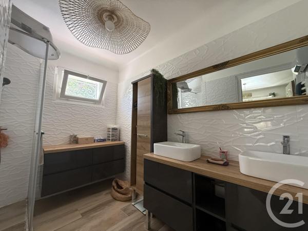 Maison à vendre  5 pièces - 150 m2 TOURVES - 83