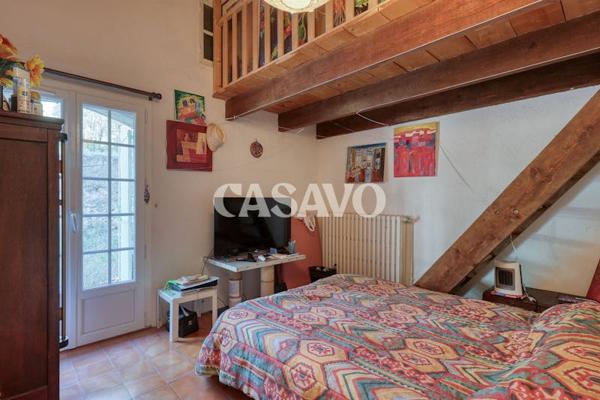 Vente Maison 8 pièces de 216m² - 13300 Salon-de-Provence