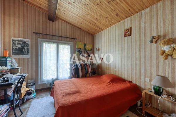 Vente Maison 8 pièces de 216m² - 13300 Salon-de-Provence