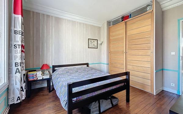 Maison à vendre    5 pièces •  Suresnes