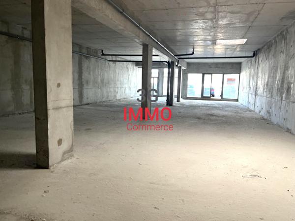 Location / Local Commercial