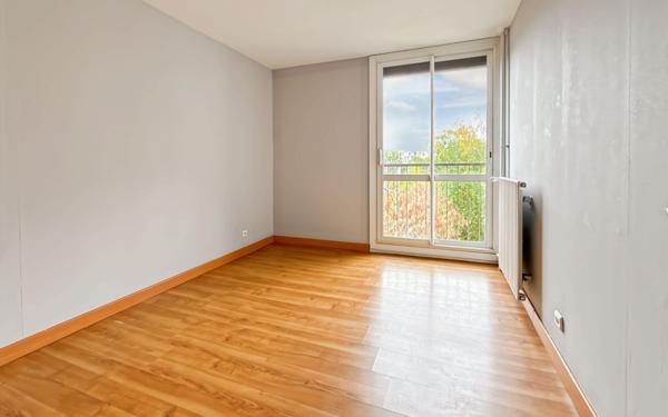 Appartement à vendre    2 pièces • 79 m2 Colomiers