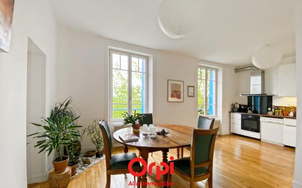 Maison à vendre    7 pièces • 152 m2 Montluçon