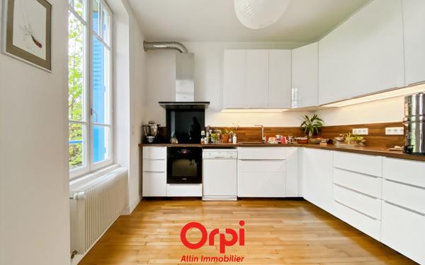 Maison à vendre    7 pièces • 152 m2 Montluçon