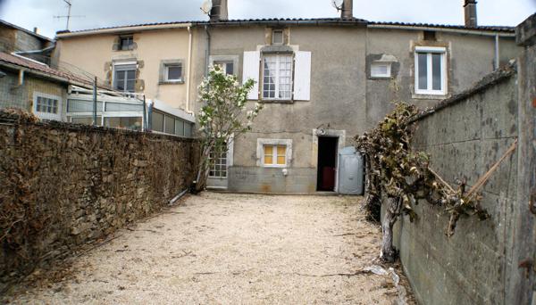 maison en pierre grand volume de pièces