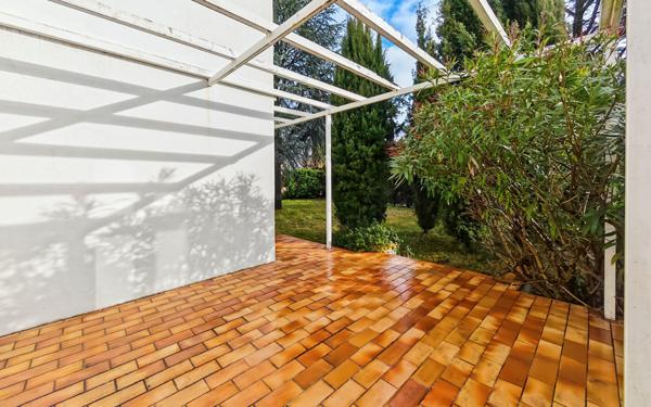 Maison à vendre    6 pièces • 116 m2 Pierrelatte