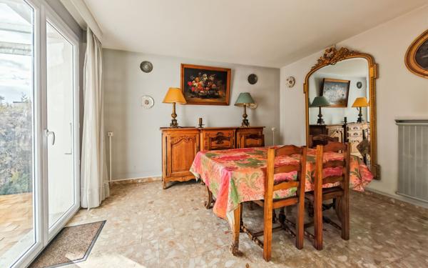 Maison à vendre    6 pièces • 116 m2 Pierrelatte