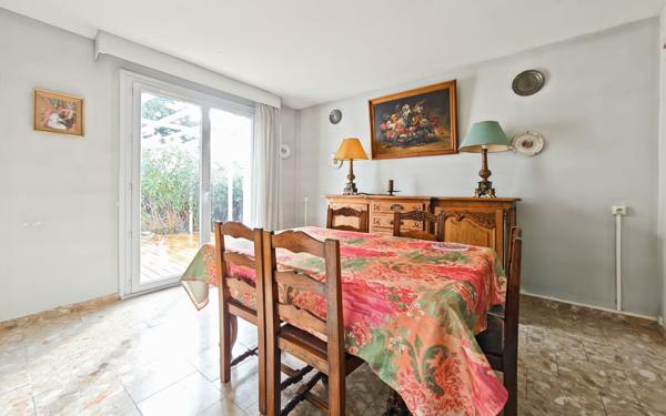 Maison à vendre    6 pièces • 116 m2 Pierrelatte