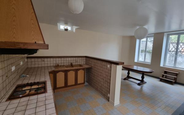 Maison à vendre    5 pièces •  Bonnat