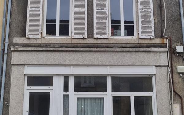 Maison à vendre    5 pièces •  Bonnat