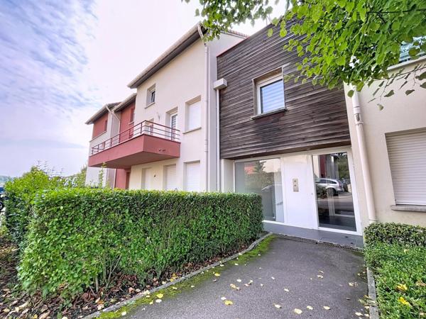Appartement F2 avec terrasse et garage