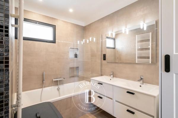 Mandelieu-la-Napoule, Appartement 3 Chambres -  88 m² à vendre