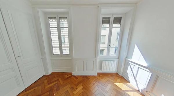 APPARTEMENT T3 A LOUER - LYON 3EME ARRONDISSEMENT Mutualite-Liberte 96.06 m 2 1 450 € charges comprises par mois
