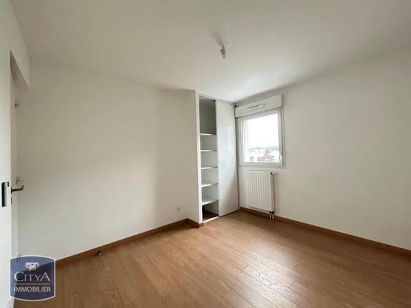 Appartement à louer 3 pièces 66.9m²