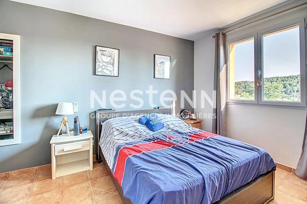 À VENDRE DRAGUIGNAN Maison 5 chambres, 168 m² sur 1500 m² de terrain avec Piscine