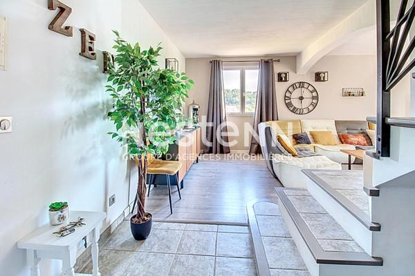À VENDRE DRAGUIGNAN Maison 5 chambres, 168 m² sur 1500 m² de terrain avec Piscine