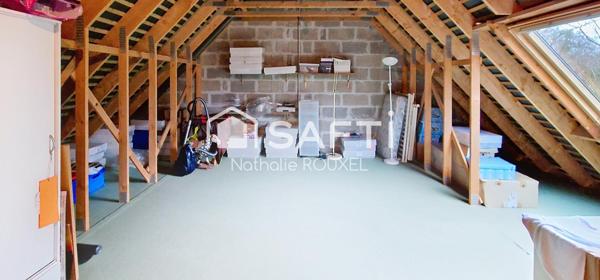 Maison 150 m2, 4 chambres, 1 bureau, double garage avec combles aménageables, terrain 2640m2