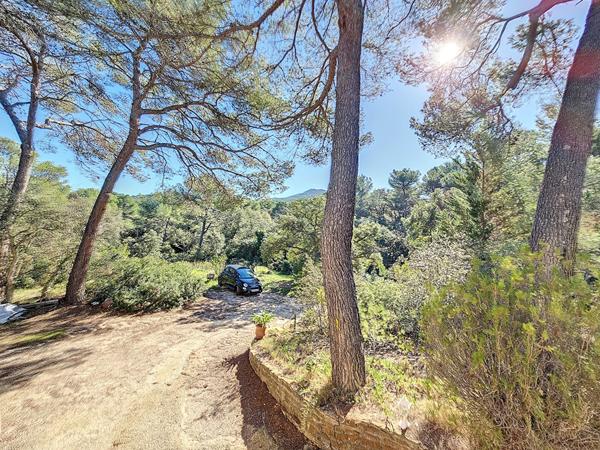 Maison Six Fours Les Plages 6 pièces - Le Brusc