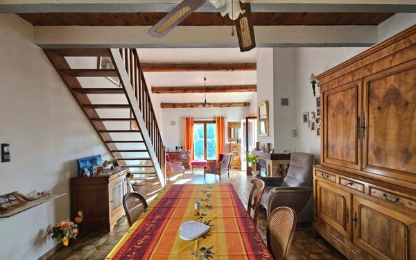 Maison à vendre    4 pièces •  Eyguières