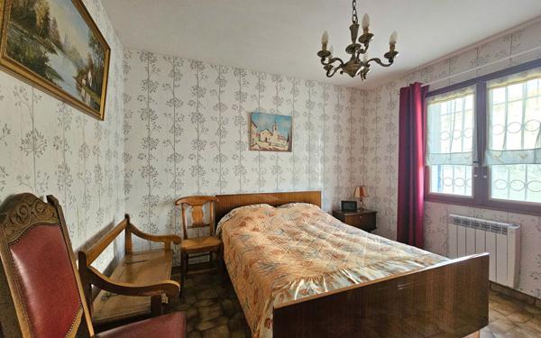 Maison à vendre    4 pièces •  Eyguières