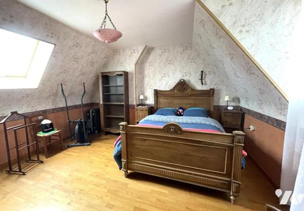 PROPRIETE RURALE de 189m² avec dépendances sur MONCE EN SAONOIS