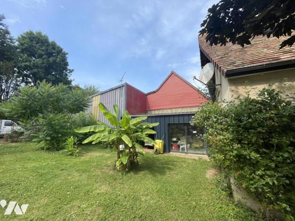 PROPRIETE RURALE de 189m² avec dépendances sur MONCE EN SAONOIS