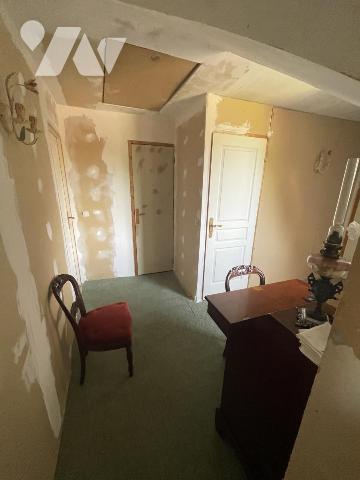 PROPRIETE RURALE de 189m² avec dépendances sur MONCE EN SAONOIS