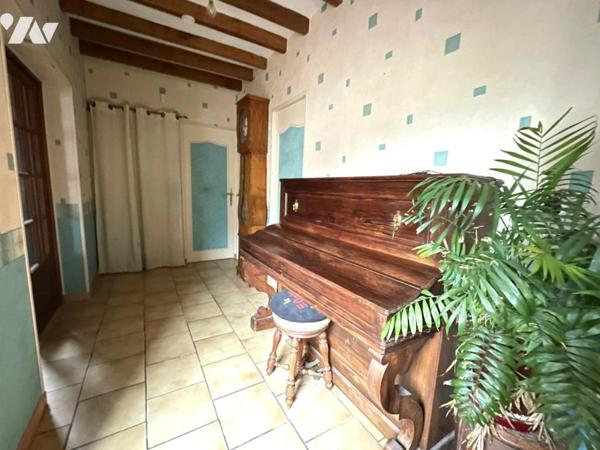 PROPRIETE RURALE de 189m² avec dépendances sur MONCE EN SAONOIS