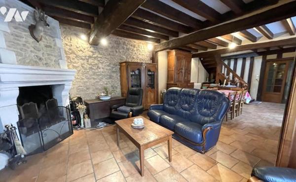 PROPRIETE RURALE de 189m² avec dépendances sur MONCE EN SAONOIS