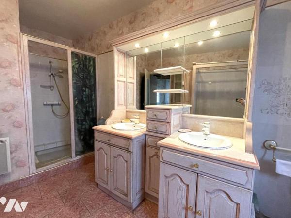 PROPRIETE RURALE de 189m² avec dépendances sur MONCE EN SAONOIS